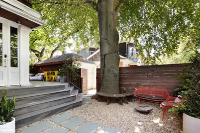 776 E 17th Street, New York City, NY 11230 - Photo 9