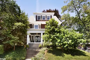776 E 17th St, New York City, NY 11230 - Photo 27