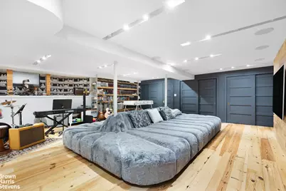 776 E 17th Street, New York City, NY 11230 - Photo 23