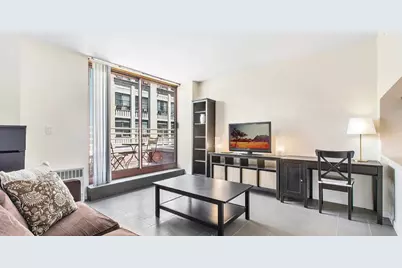 393 W 49th Street #5Y, New York, NY 10019 - Photo 3