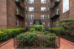 65-74 Saunders St, New York City, NY 11374 - Photo 5