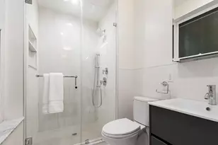 445 W 21st St, New York City, NY 10011 - Photo 5