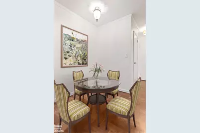 399 E 72nd Street #3D, New York City, NY 10021 - Photo 3