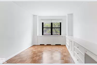 399 E 72nd Street #3D, New York City, NY 10021 - Photo 7