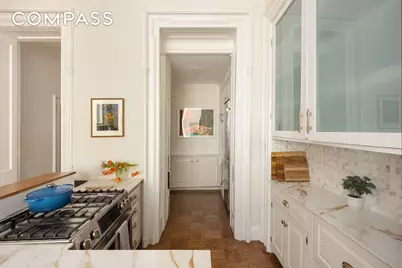 58 Remsen Street #1R, New York City, NY 11201 - Photo 5