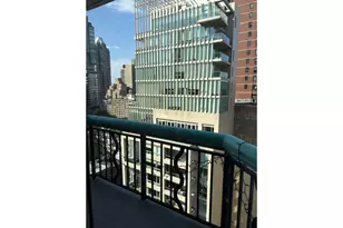 303 E 60th St, New York City, NY 10022 - Photo 3