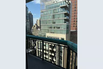 303 E 60th Street #18F, New York City, NY 10022 - Photo 3