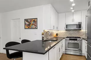 400 E 56th St, New York City, NY 10022 - Photo 3