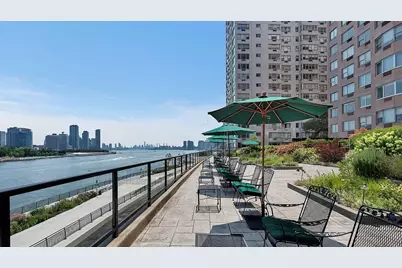 25 Sutton Place S #5M, New York City, NY 10022 - Photo 25