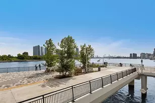 25 Sutton Pl S, New York City, NY 10022 - Photo 29