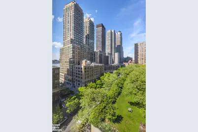 303 W 66th Street #10CW, New York City, NY 10023 - Photo 9