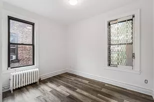 36-25 30th St, Astoria, NY 11106 - Photo 11