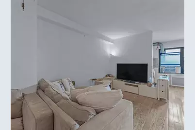 9905 63rd Drive #7R, New York City, NY 11374 - Photo 11