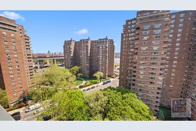 575 Grand Street #E1202, New York City, NY 10002 - Photo 3