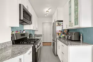1641 3rd Ave, New York City, NY 10128 - Photo 3