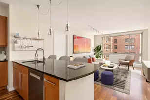 242 E 25th St, New York City, NY 10010 - Photo 3