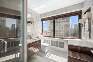 300 E 59th St, New York City, NY 10022 - Photo 3