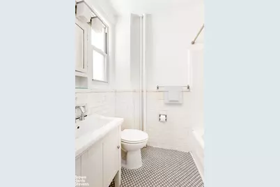 27 W 55th Street #44, New York City, NY 10019 - Photo 5