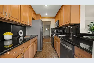 185 Prospect Park SW #306-307, Brooklyn, NY 11218 - Photo 5