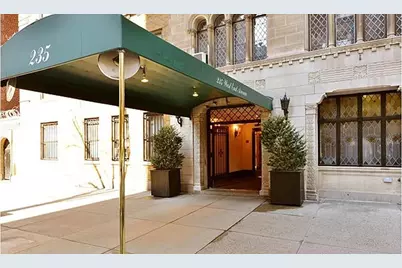 235 W End Avenue #7B, New York City, NY 10023 - Photo 9