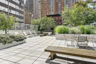 310 W 52nd St, New York City, NY 10019 - Photo 13