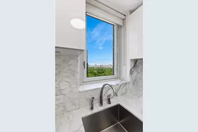 322 W 57th Street #43H1, New York City, NY 10019 - Photo 3