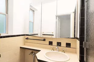 915 E 17th St, New York City, NY 11230 - Photo 13
