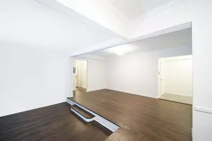915 E 17th St, New York City, NY 11230 - Photo 3