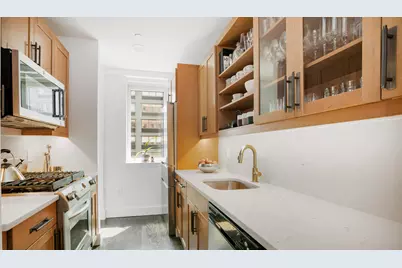 200 W 24th Street #5A, New York City, NY 10011 - Photo 3