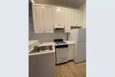 534 E 83rd Street #1B, New York City, NY 10028 - Photo 3