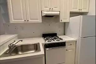 534 E 83rd St, New York City, NY 10028 - Photo 3