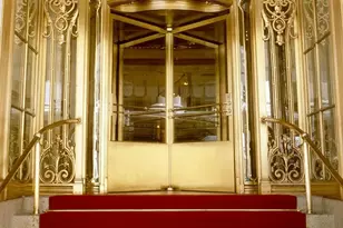 2 E 55th St, New York City, NY 10022 - Photo 17
