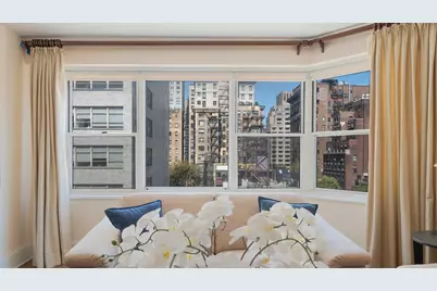 150 E 61st Street #10C, New York City, NY 10065 - Photo 3