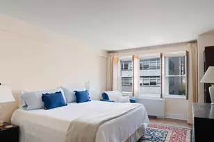 150 E 61st St, New York City, NY 10065 - Photo 9