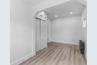 21-52 48th Street, New York City, NY 11105 - Photo 15