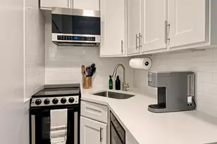 205 W 88th St, New York, NY 10024 - Photo 3