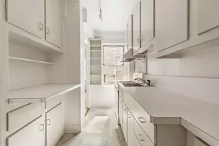 330 E 79th St, New York, NY 10075 - Photo 3