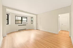 34-21 78th St, New York City, NY 11372 - Photo 3