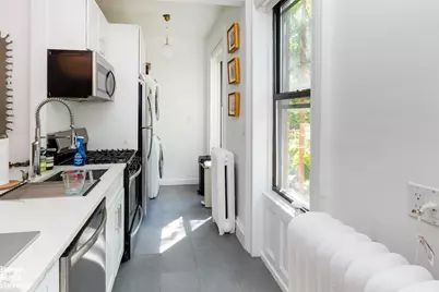 72 Conselyea Street, New York City, NY 11211 - Photo 27
