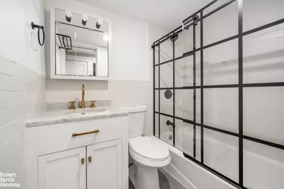 72 Conselyea Street, New York City, NY 11211 - Photo 13