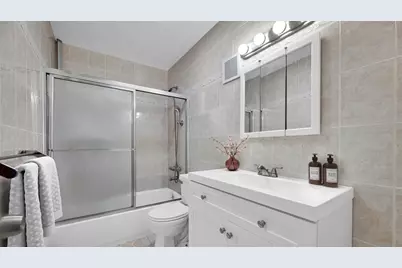 95-92 113th Street, New York City, NY 11419 - Photo 5