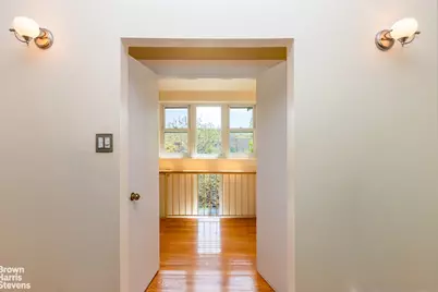 5629 Sylvan Avenue, New York City, NY 10471 - Photo 25