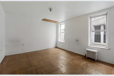 1673 66th Street, New York City, NY 11204 - Photo 5