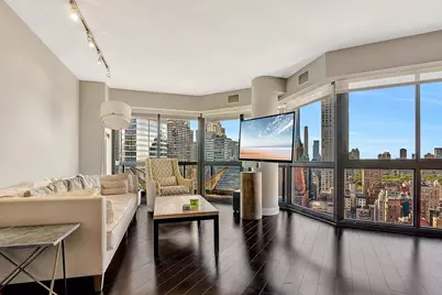 200 E 61st Street #35B, New York, NY 10065 - Photo 5