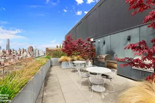 242 Broome St, New York City, NY 10002 - Photo 13