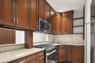 200 W 78th St, New York City, NY 10024 - Photo 3