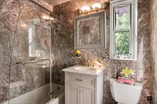 440 E 56th St, New York, NY 10022 - Photo 7