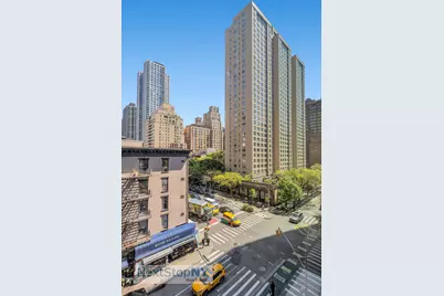 245 E 54th Street #6E, New York City, NY 10022 - Photo 5