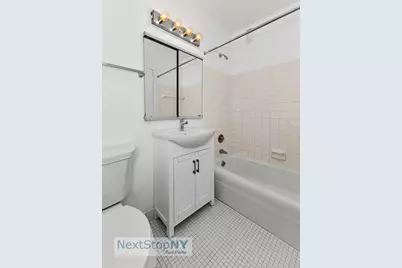 245 E 54th Street #6E, New York City, NY 10022 - Photo 3