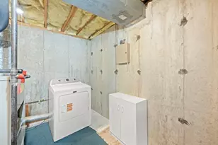 84 Long Pond Ln, New York City, NY 10304 - Photo 23